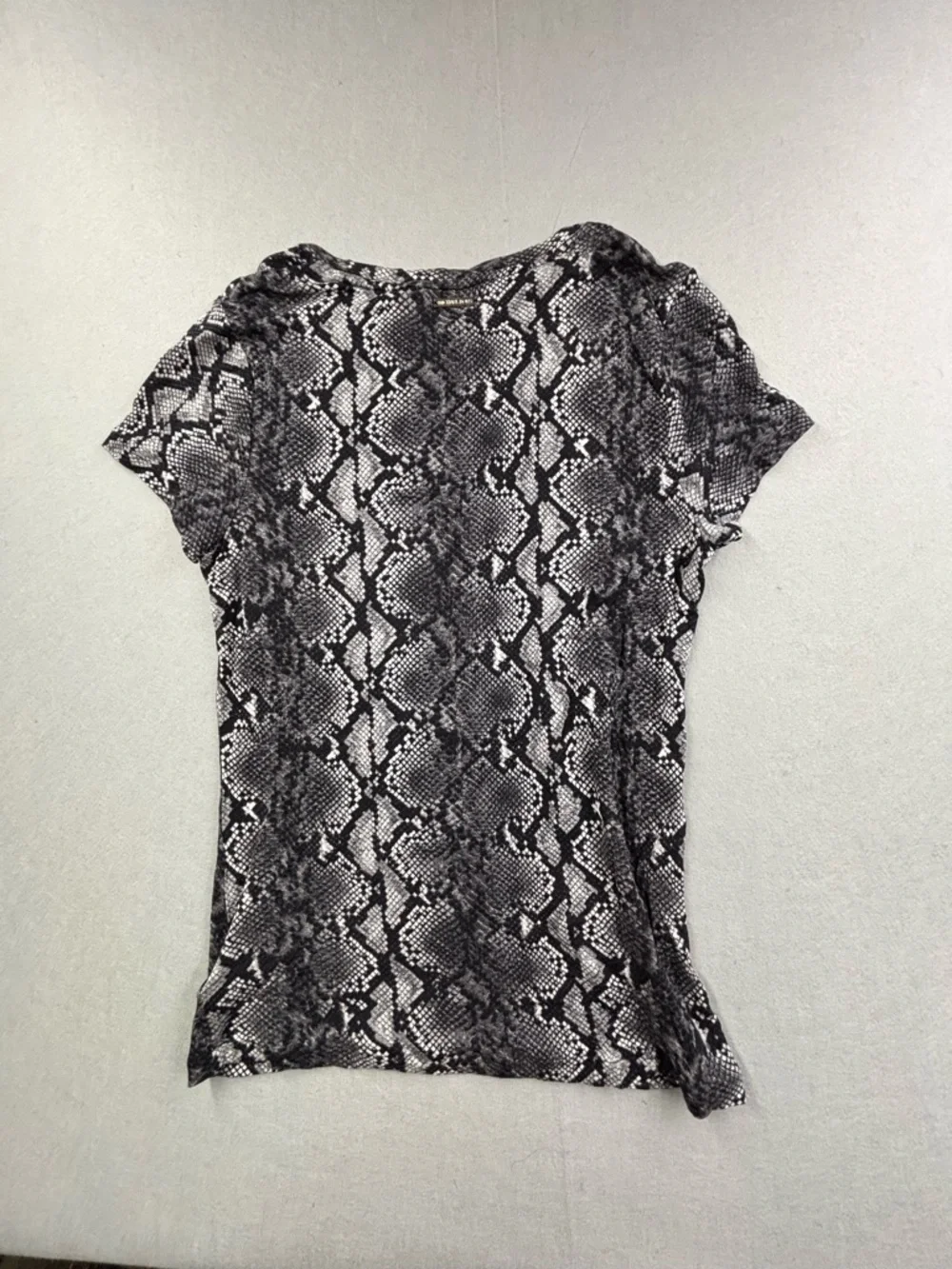 Michael Kors Black and‎ Gray Snake-Print Short Sleeve Tee